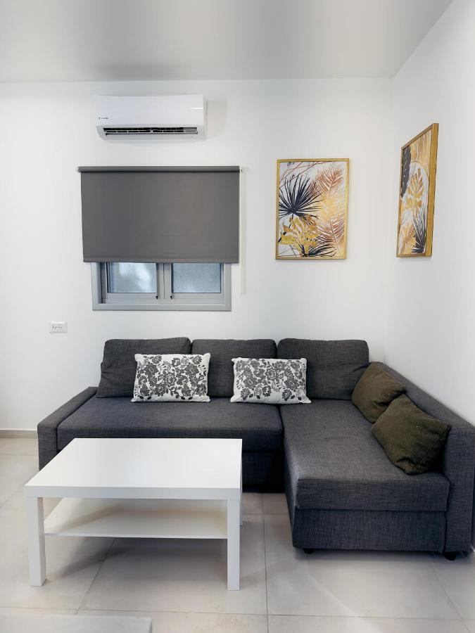 Amazing 2Rooms Apt In Bat Yam - Step By The Beach المظهر الخارجي الصورة